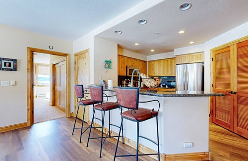 Steamboat Springs Condo | Perfect Getaway with Mountain Views, Balcony, Shared Pool & Hot Tubs