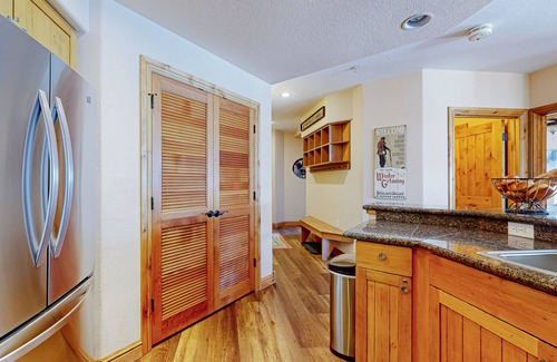 Steamboat Springs Condo | Perfect Getaway with Mountain Views, Balcony, Shared Pool & Hot Tubs