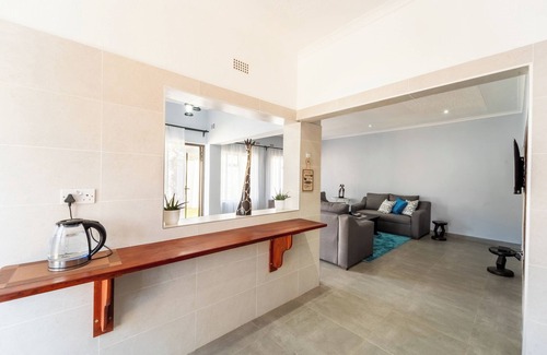 Victoria Falls House | Perfect holiday home in Victoria Falls!