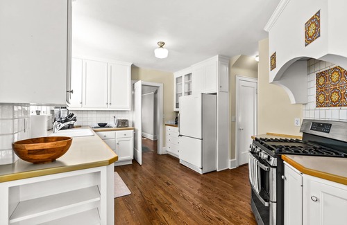 Amazon House | Perfect Home Base for University of Oregon Events or Visits!