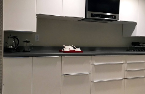 Newton Center Apartment | Perfect location, beautiful settting. THIRD PARTY PAYMENTS ARE NOT ACCEPTED