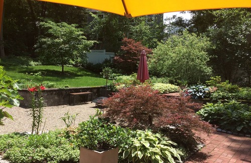 Newton Center Apartment | Perfect location, beautiful settting. THIRD PARTY PAYMENTS ARE NOT ACCEPTED
