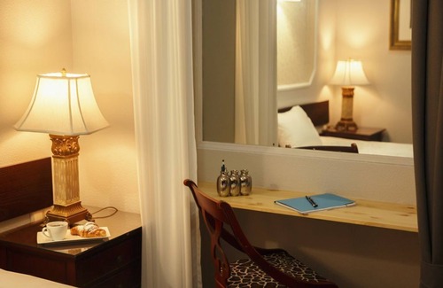 Chugureti Hotel | Perfect location, servise and stay!