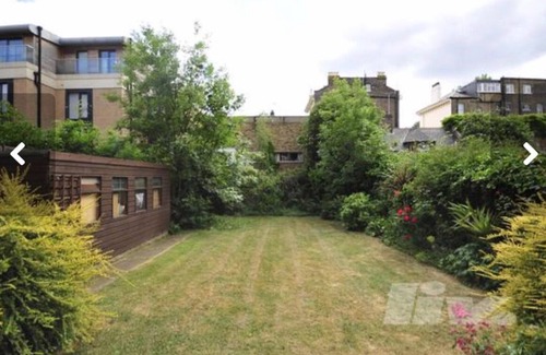 Camden Town with Primrose Hill Apartment | Perfect London location, 2 minutes from Regents Park or Primrose Hill