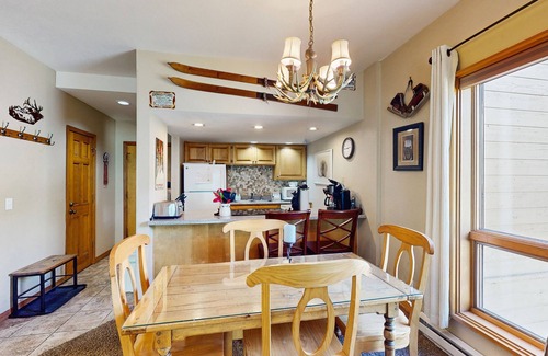 Purgatory Condo | Perfect perch near the mountain with great view, fireplace, balcony & WiFi