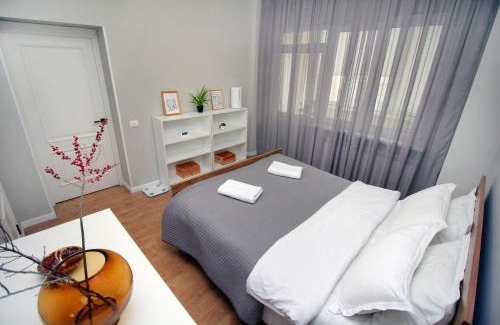Almaty Apartment | Perfect spacious apartment 356