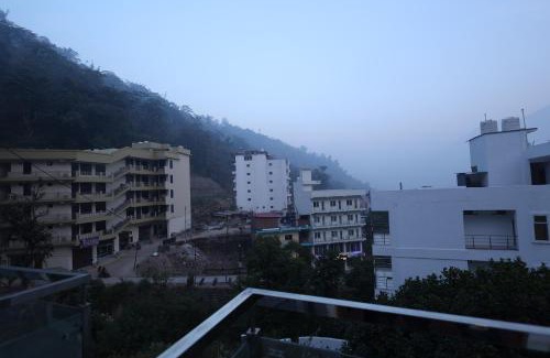 Haridwar Hotel | Perfectstayz Premium Forest Valley Rishikesh