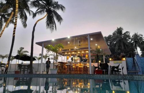 Arpora Hotel | Perfectstayz Premium Goa Continental Baga