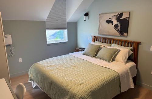 Sheet Harbour Hotel | Periwinkle Tides Inn