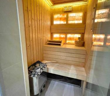 Terezvaros Apartment | Perla Lux - Finn & Steam Sauna