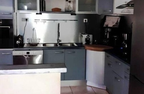 Le Thor Villa | Perle rare :Villa de Campagne 140 m2 avec Piscine son pool house & Grand jardin