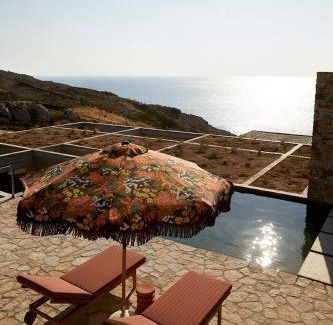 Serifos Hotel | Perma Serifos