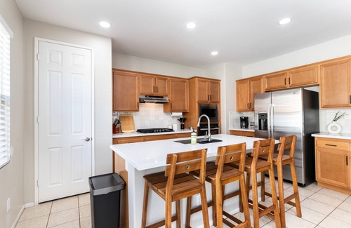Perris House | Perris house 92571, Pet-friendly, cal king bed
