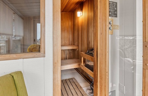 Corolla Village House | Persimmon House: Oceanfront, private pool,hot tub, sauna and awesome ocean views