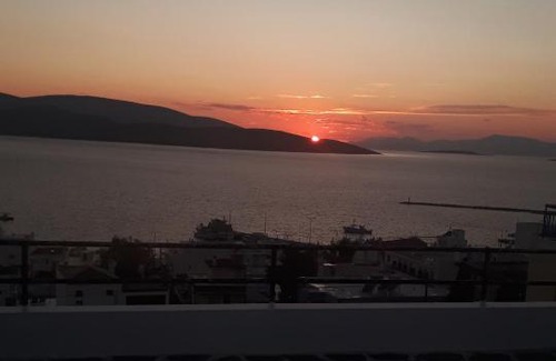 Marmari Apartment | PERSONAL studio suites