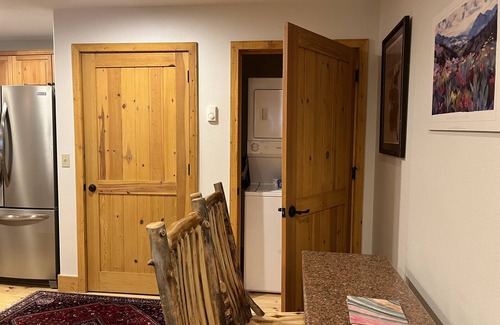 Mountain Village Condo | Pet-Friendly 1-Bedroom Condo With Pool, Hot Tubs