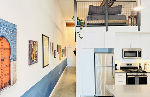 Santa Ana Apartment | ⁂Pet Friendly⁂10min-Airport⁂AC⁂Gym⁂2Bed