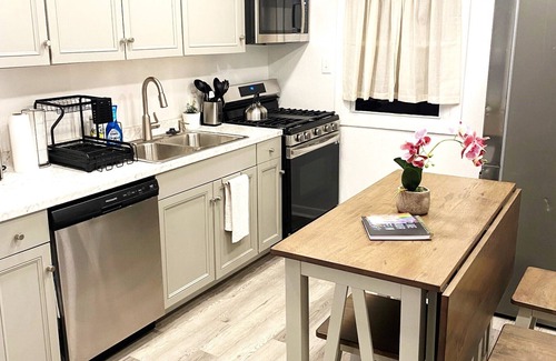 Bayview House | Pet-Friendly 2BR- Near Beach, Bases, & Hospitals