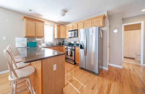 Sea Isle City Condo | Pet Friendly, 5 Bedroom Home in the Heart of Sea Isle City