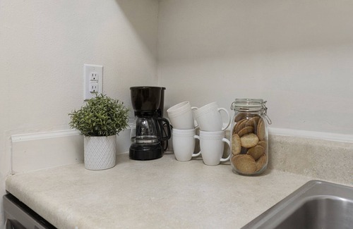 Hidden Valley Apartment | Pet Friendly Apartment in University area