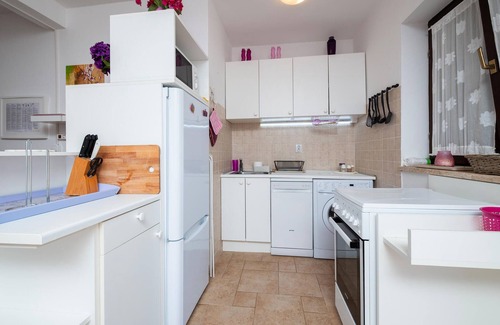 Barbariga Apartment | Pet friendly apartment in Peroj