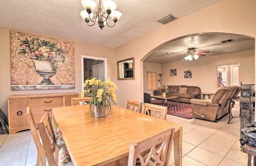 Auburndale House | Pet-Friendly Auburndale House with Lake Views!