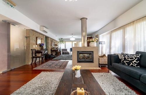 Amares House | Pet Friendly | Barbecue | Snooker | MyStay