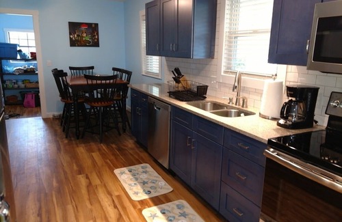Port St. Joe House | Pet Friendly Beach Cottage ¼ mile from St. Joe Bay