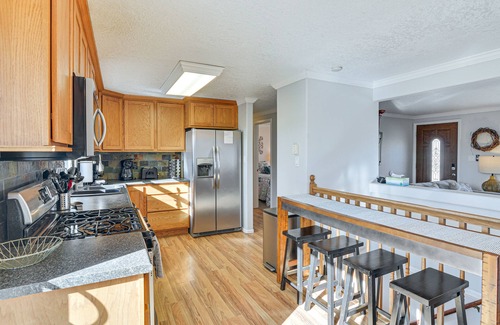 Buena Vista House | Pet-Friendly Buena Vista Home w/Yard & Hot Tub!