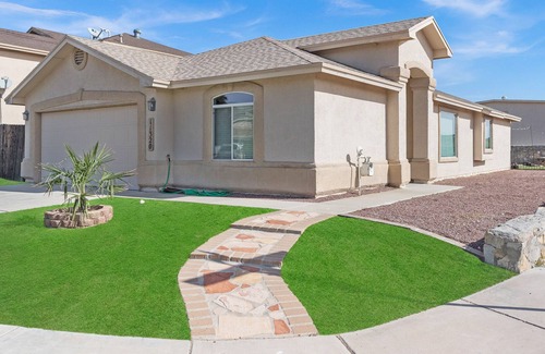 Northeast El Paso House | Pet-friendly & by Fort Bliss!