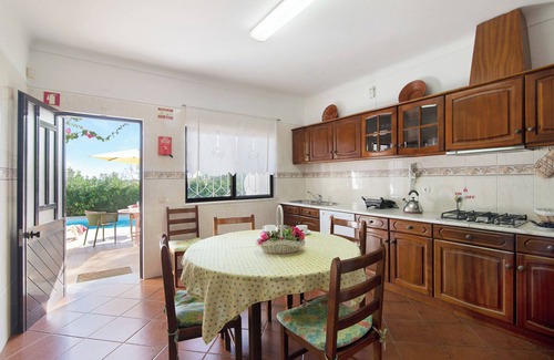 Sao Clemente Villa | Pet-friendly Casa da Alfarrobeira with Pool & Wi-Fi