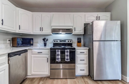 Gulfport House | Pet Friendly + Close to Casinos + Ample Parking