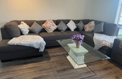 Clifton Springs House | Pet Friendly Coastal Stays