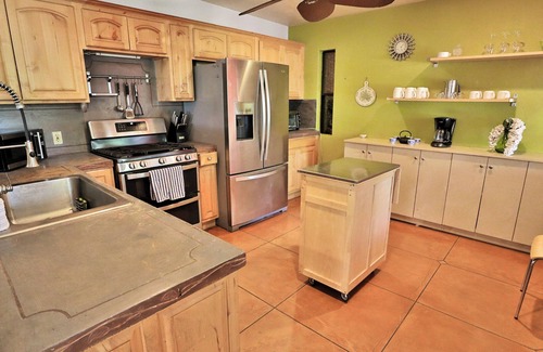 Harlan Heights House | Pet friendly comfort and convenience in a great central location at Catalina Haven