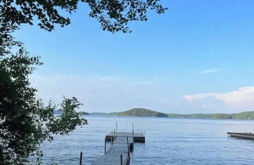 Port Sydney Cottage | Pet friendly Cottage on Mary Lake - must see