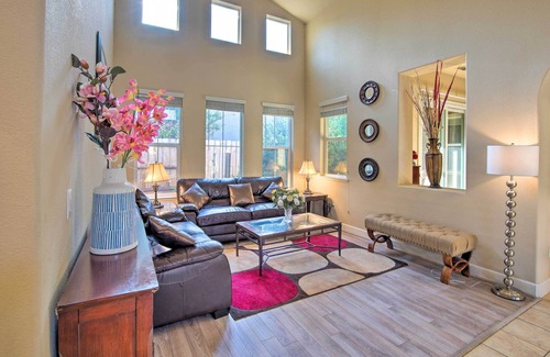 South Bechelli House | Pet-Friendly Family Home < 5 Mi to Redding!