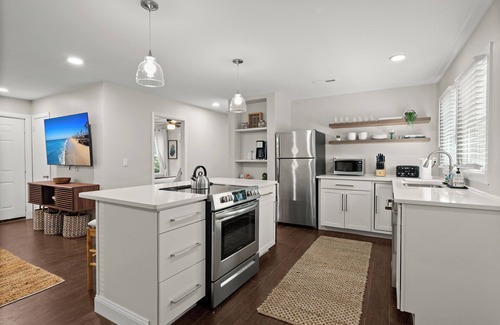 North Charleston House | Pet friendly Home in Charleston, beautiful intentional decor, Close to All
