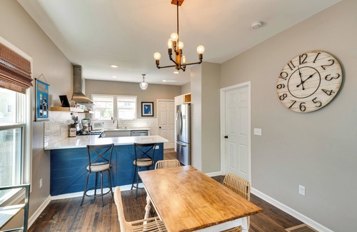 Milwaukee House | Pet-Friendly Home - 6 Mi to Downtown Milwaukee!