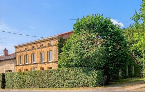 Boult-aux-Bois House | Pet Friendly Home In Boult-Aux-Bois