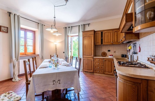 Palazzo del Pero House | Pet friendly home in Arezzo with WiFi