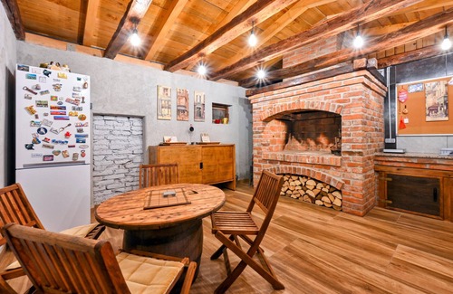 Vrbovec House | Pet friendly home in Banovo with sauna