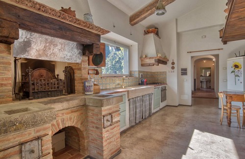 Ossaia House | Pet friendly home in Cortona with WiFi
