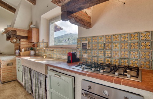 Ossaia House | Pet friendly home in Cortona with WiFi