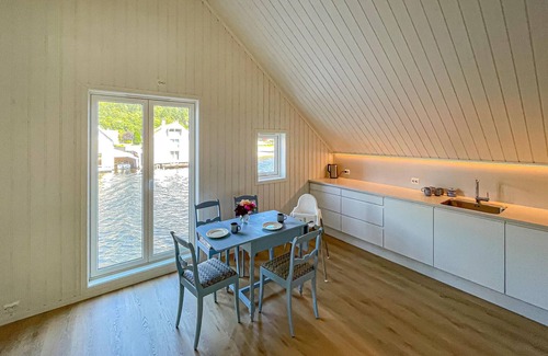 Feda House | Pet friendly home in Feda with kitchen