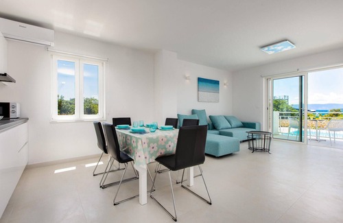 Punat House | Pet friendly home in Punat with kitchen