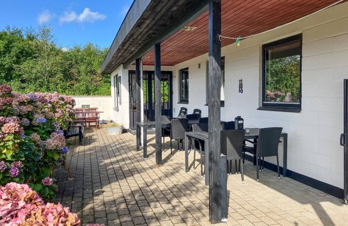 Remmer Strand House | Pet friendly home in Struer with WiFi