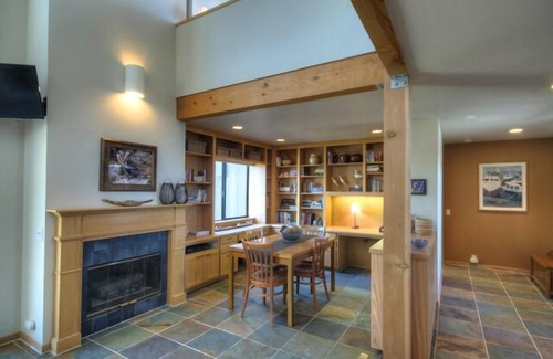 Sea Ranch House | Pet friendly home with enclosed patio and walking distance to bluff trail