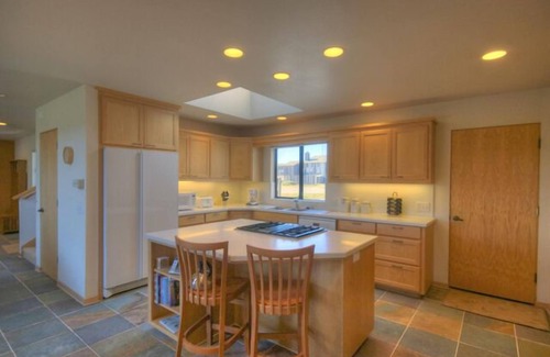 Sea Ranch House | Pet friendly home with enclosed patio and walking distance to bluff trail