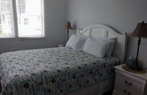 Orange Beach Cabin | Pet friendly & Located In A Peaceful Setting Near Terry Cove.