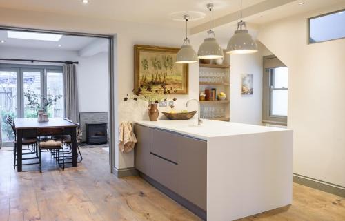 Brighton House | Pet-friendly Luxury Home For Families & Friends